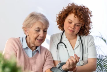 Senior Healthcare Assistant